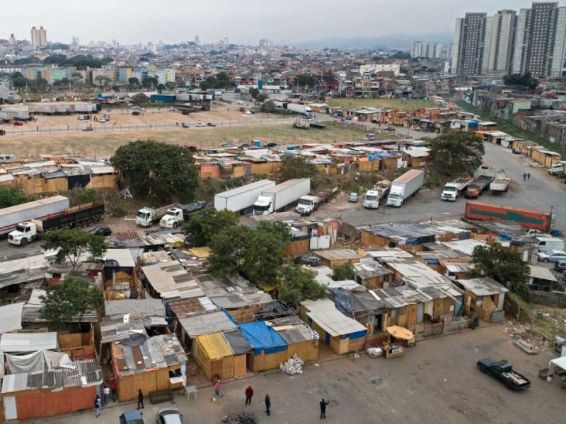 Crise sanitria faz surgir novas favelas no Brasil