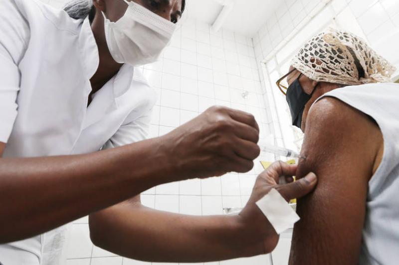 Vacinao, racismo e genocdio