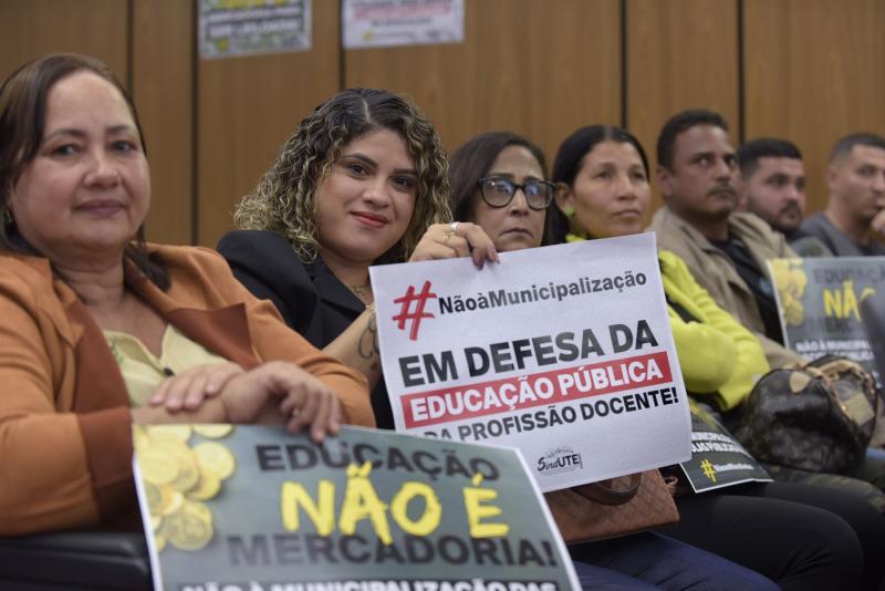 Municipalizao e consequente precarizao das...