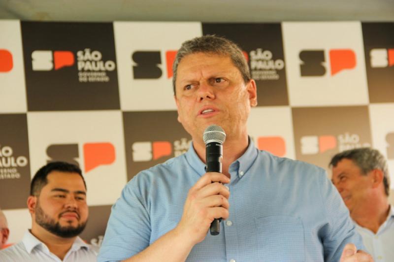 Tarcsio ataca a cultura