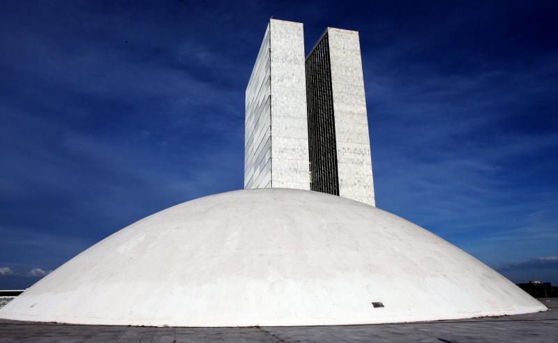 O contraditrio arcabouo fiscal