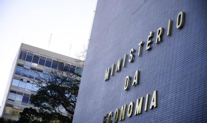 A reconstruo da economia nacional e a luta de...