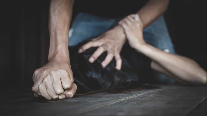 Caada da direita contra os direitos das mulheres