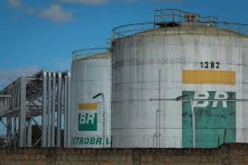 Petrobrs vende mais sete campos de explorao de...