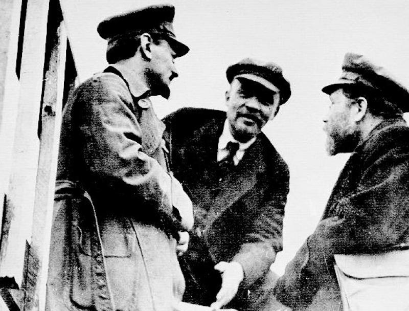 O Que  Afinal a Revoluo Permanente?