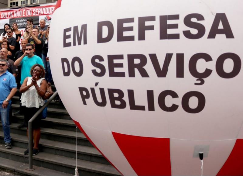 A quem serve a mentira de que o Brasil tem muitos...