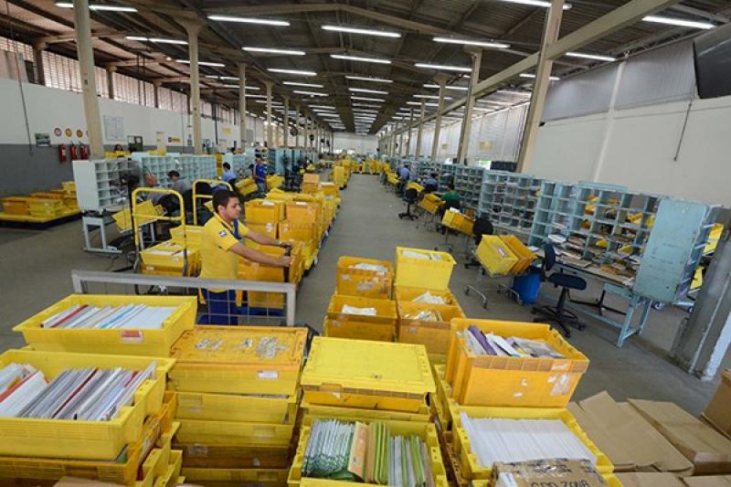 Correios: privatistas atacam os direitos dos...
